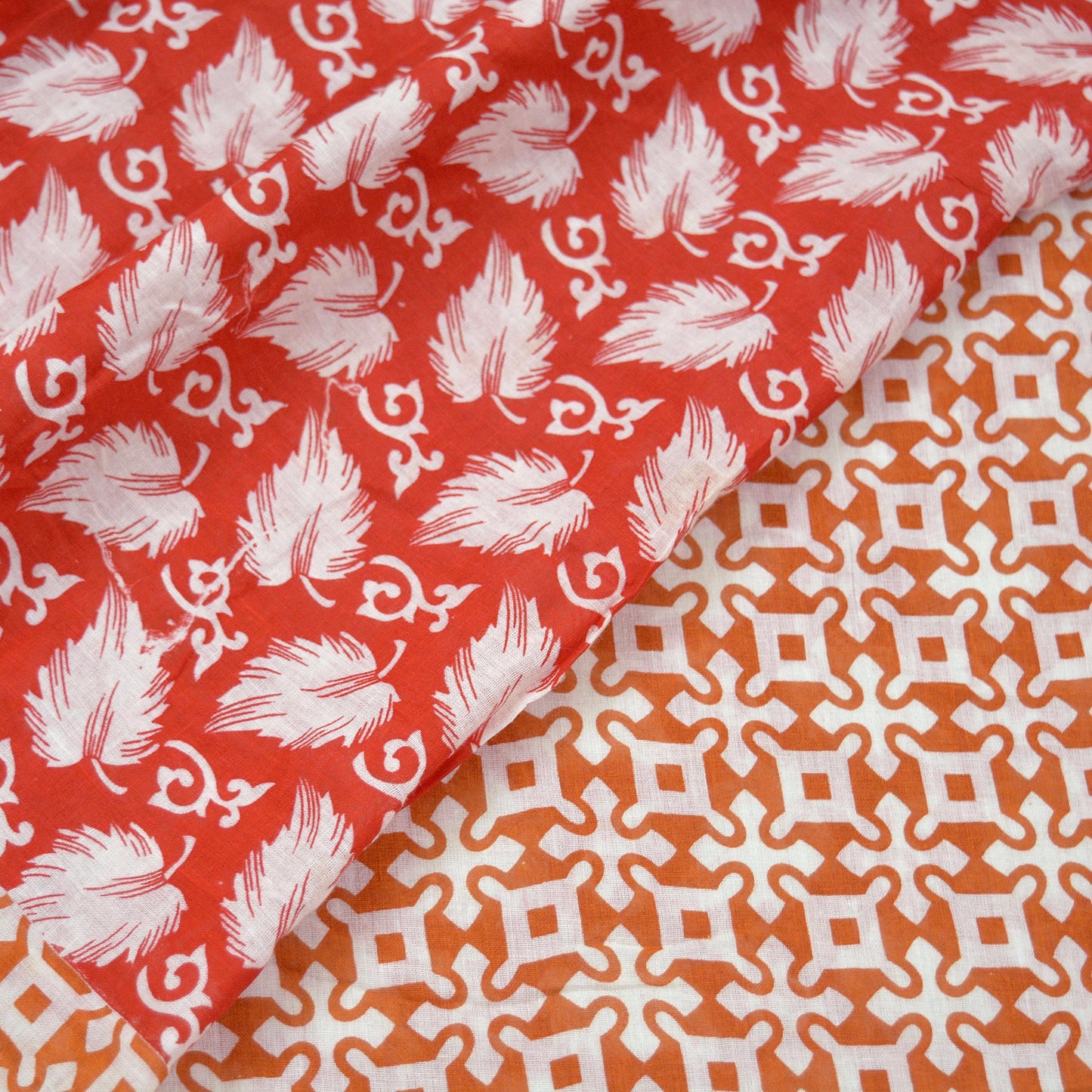 Indian Vintage Saffron & Red Saree Printed Pure Cotton Indian Sari Craft Fabric Soft 5Yd Sewing Sarong Wrap Boho Floral Quilting Crafting