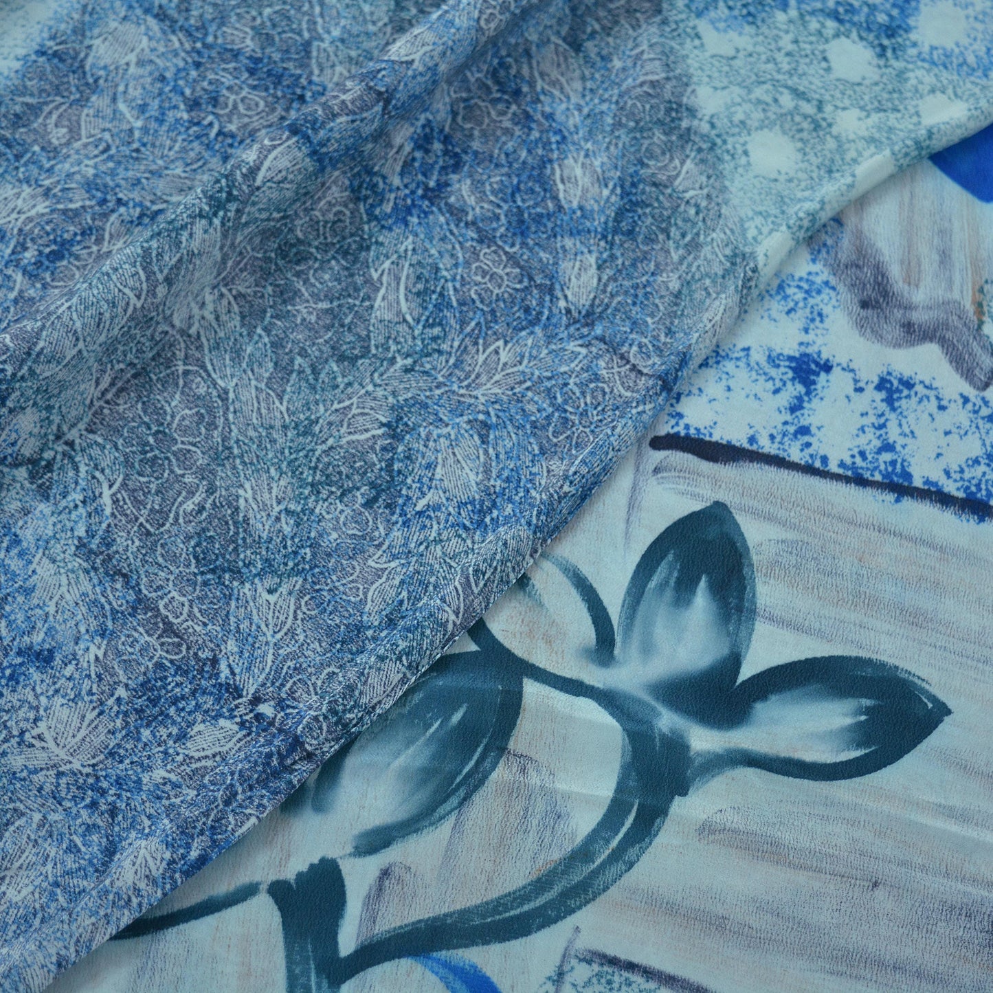 Indian Vintage Sari Ivory & Blue Pure Crepe Silk Printed Saree 5yard Sewing Floral Soft Craft Fabric Wrap Upcycle Quilting Crafting Used