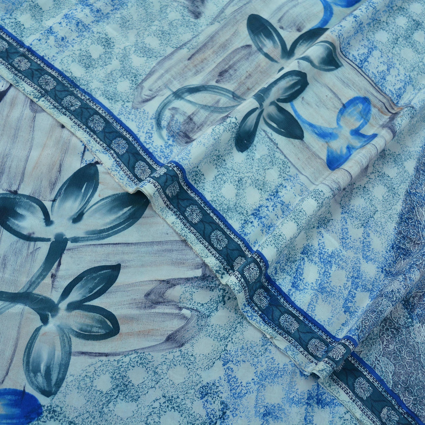 Indian Vintage Sari Ivory & Blue Pure Crepe Silk Printed Saree 5yard Sewing Floral Soft Craft Fabric Wrap Upcycle Quilting Crafting Used