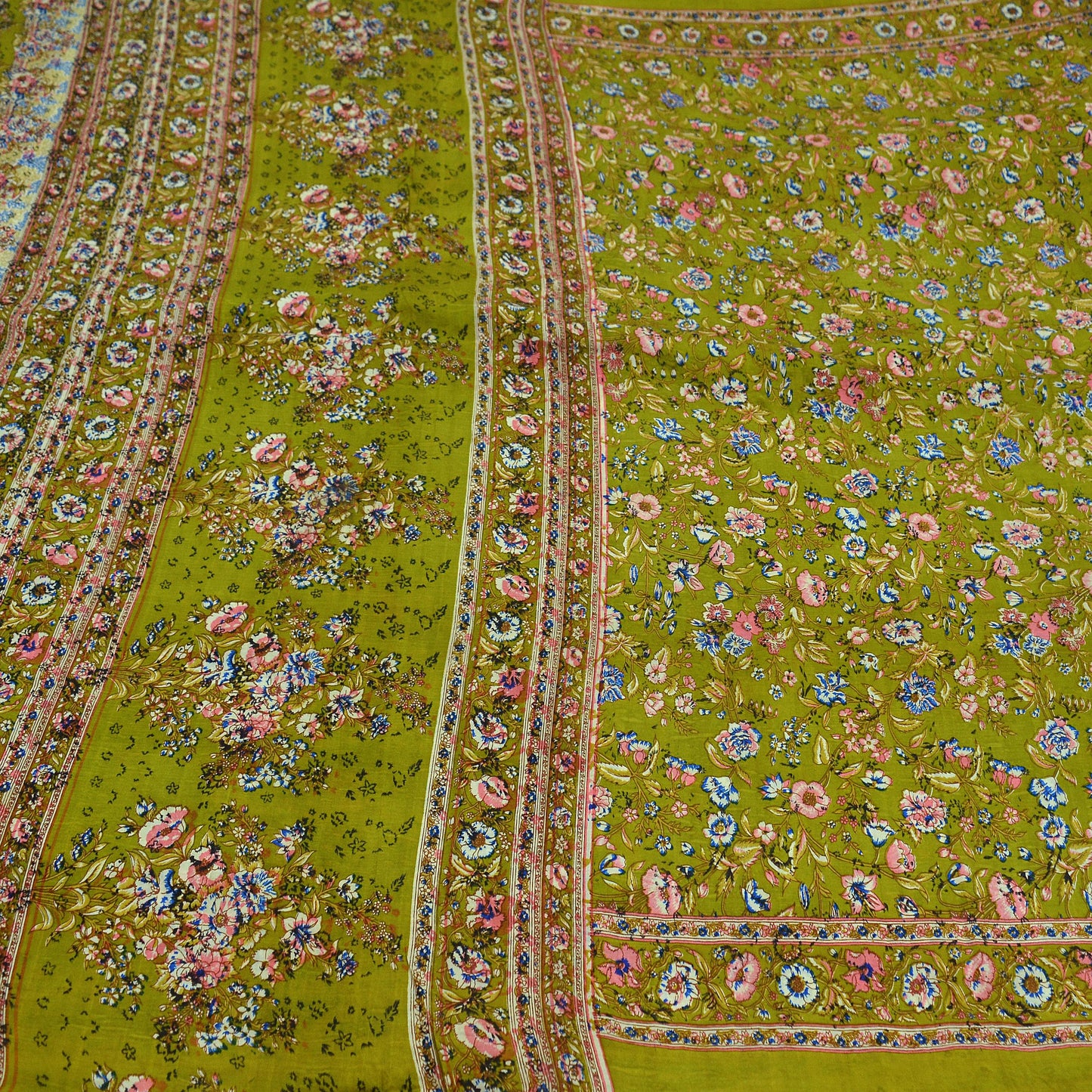 Indian Vintage Sari Green Pure Silk Printed Sarees 6yd Sewing Craft Fabric Dress Making Soft Floral Wrap Upcycle Used Quilting Crafting