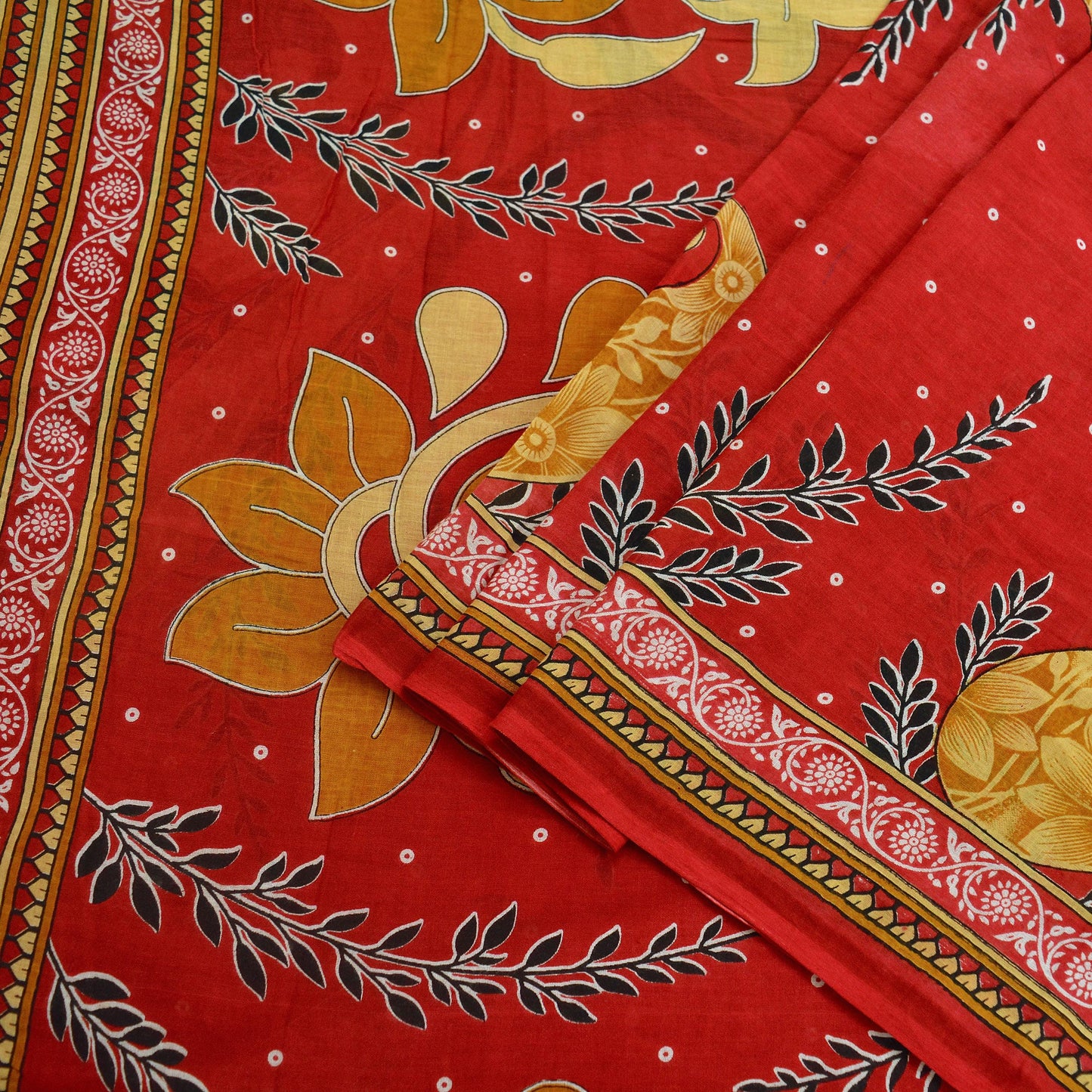 Indian Vintage Red Saree Printed Pure Cotton Indian Sari Craft Fabric Soft 5Yd Sewing Sarong Wrap Boho Floral Quilting Crafting Upcycle