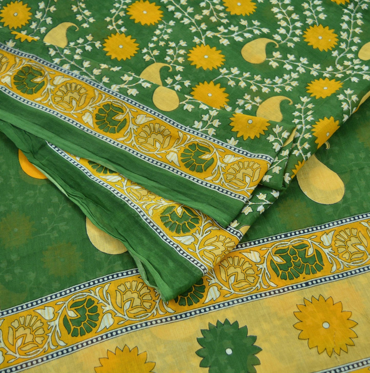 Indian Vintage Green Saree Printed Pure Cotton Indian Sari Craft Soft Fabric 5Yard Sewing Sarong Wrap Boho Floral