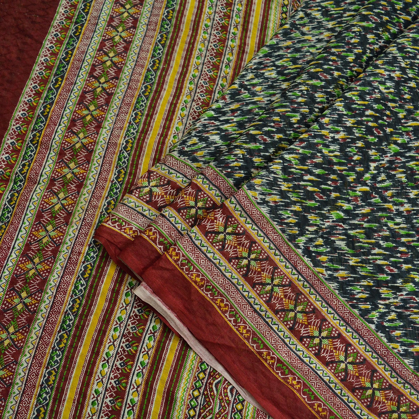 Indian Vintage Sari Black & Maroon 100% Pure Silk Printed Saree 6yd Sewing Craft Fabric DressMaking Soft Quilting Crafting Upcycle Used