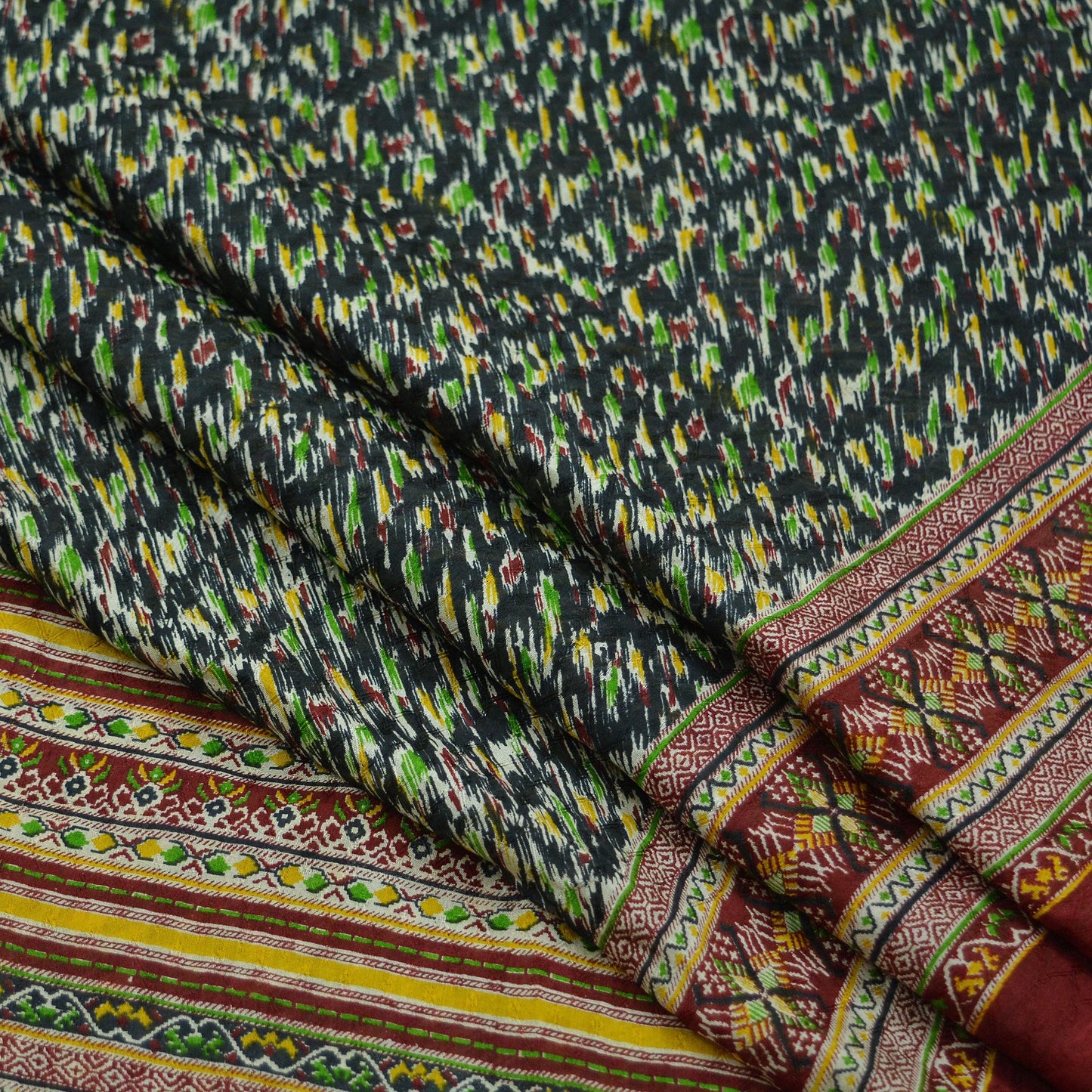 Indian Vintage Sari Black & Maroon 100% Pure Silk Printed Saree 6yd Sewing Craft Fabric DressMaking Soft Quilting Crafting Upcycle Used
