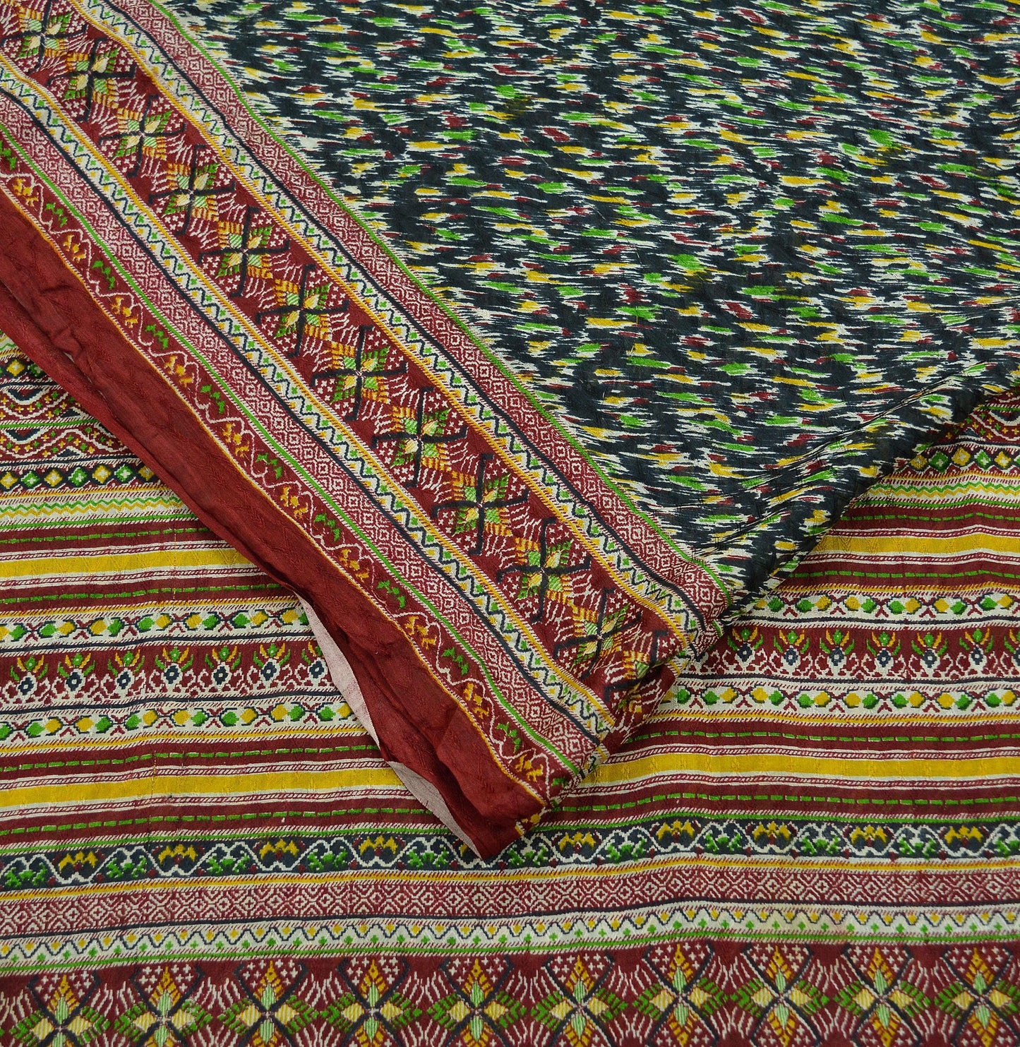 Indian Vintage Sari Black & Maroon 100% Pure Silk Printed Saree 6yd Sewing Craft Fabric DressMaking Soft Quilting Crafting Upcycle Used