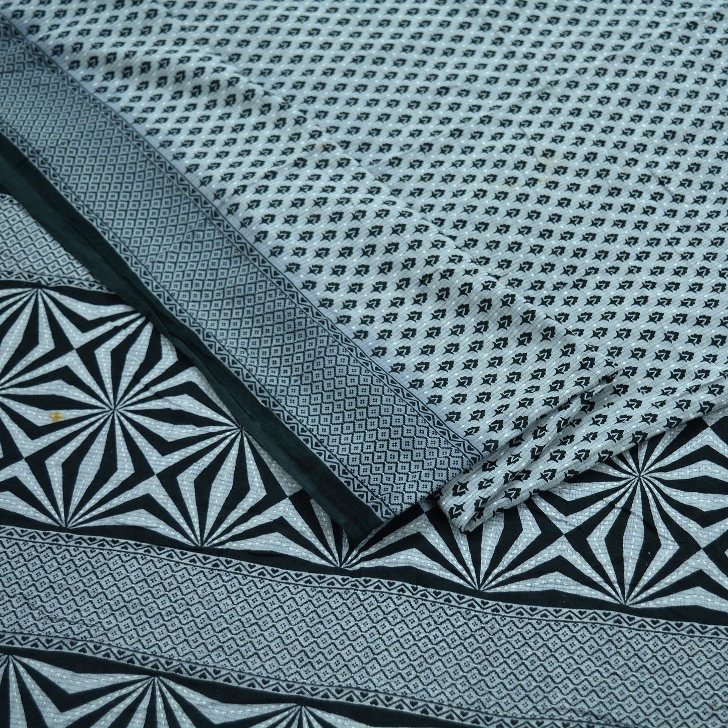 Indian Vintage Black & Gray Saree Printed Pure Cotton Indian Sari Craft Fabric 5Yd Sewing Soft Sarong Wrap Boho Floral Quilting Crafting