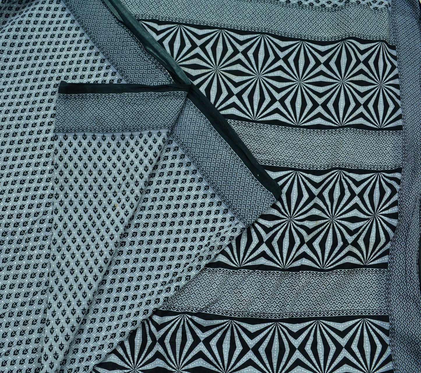 Indian Vintage Black & Gray Saree Printed Pure Cotton Indian Sari Craft Fabric 5Yd Sewing Soft Sarong Wrap Boho Floral Quilting Crafting