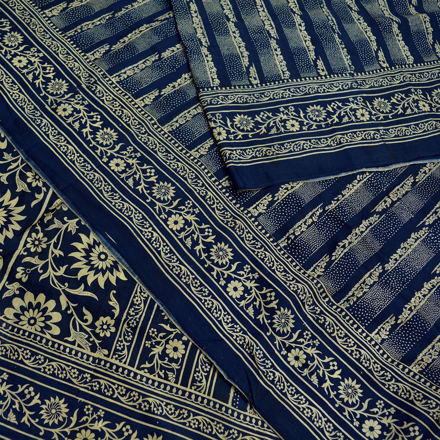 Indian Vintage Sari Deep Blue 100% Pure Silk Printed Sarees 6yd Sewing Craft Fabric Dress Making Floral Wrap used Quilting Crafting Upcycle