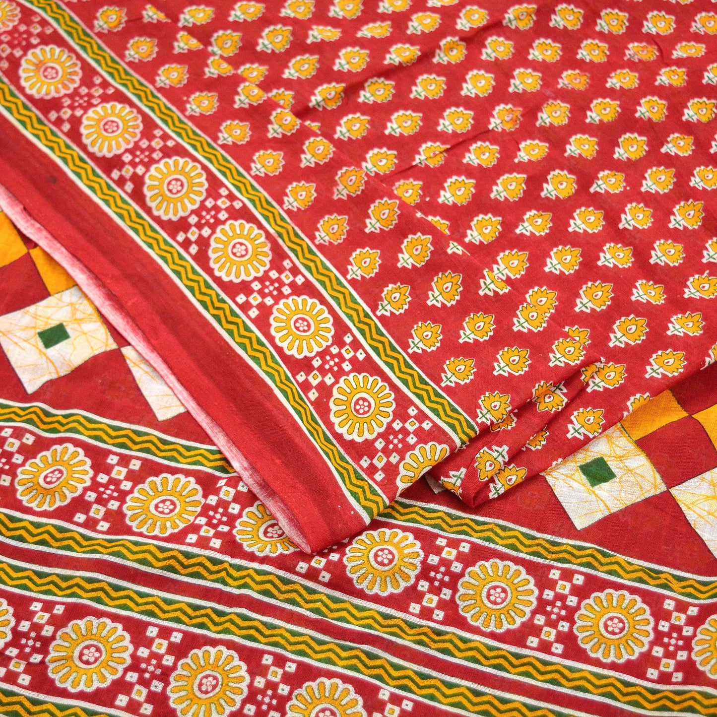 Indian Vintage Red Saree Printed Pure Cotton Sari Craft Fabric Soft 5Yd Sewing Sarong Wrap Boho Quilting Crafting Upcycle Dress making
