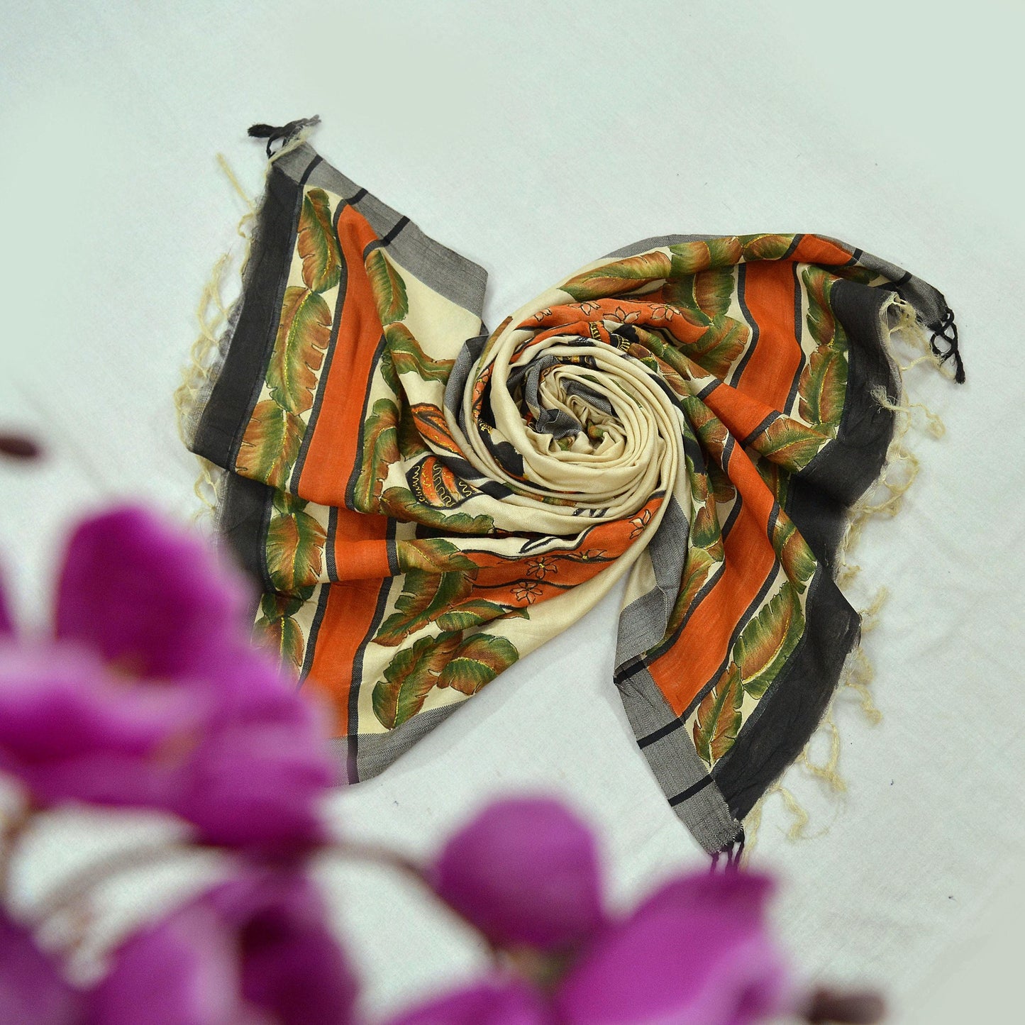 Vintage Indian Ivory Long Stole Woolen Scarf Dupatta Infinity Scarves Painted Sarong Wrap Craft Fabric Veil Woman Hijab Shawl