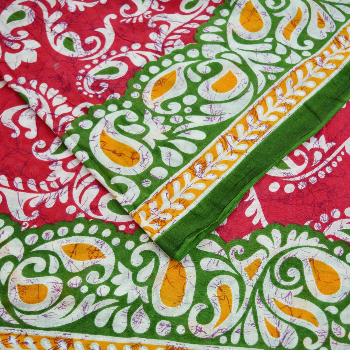 Indian Vintage Sari Red & Green Batik Printed Saree 100% Pure Cotton 5Yd Craft Fabric Soft Sewing Sarong Wrap Boho Quilting Dress Making
