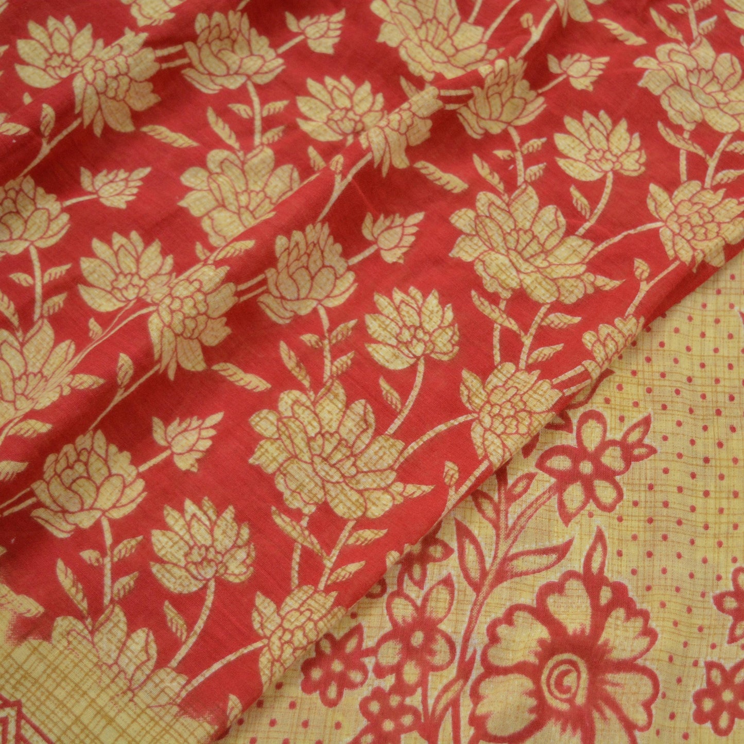 Indian Vintage Red & Beige Saree Printed 100% Pure Cotton Sari Craft Fabric 5Yd Soft Sewing Sarong Wrap Dress Making Quilting Crafting