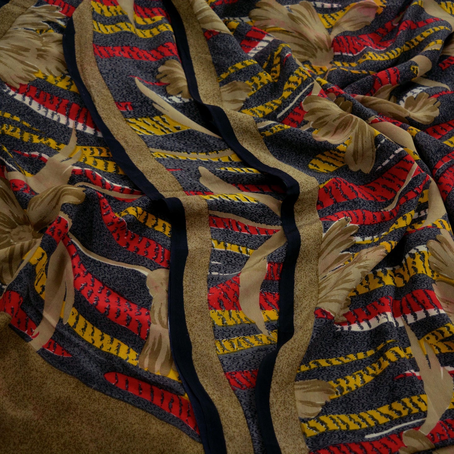 Indian Vintage Sari Brown & Gray Pure Crepe Silk Printed Sarees 5yd Sewing Craft Fabric Floral Soft Wrap Dress making Upcycle Quilting