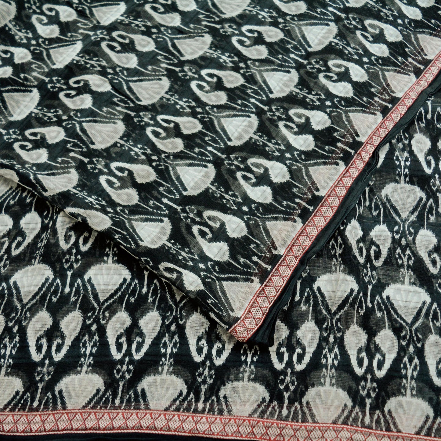 Indian Vintage Black & White Saree Printed Pure Cotton Indian Sari Craft Fabric 5Yd Sewing Soft Sarong Wrap Boho Paisley Quilting Crafting