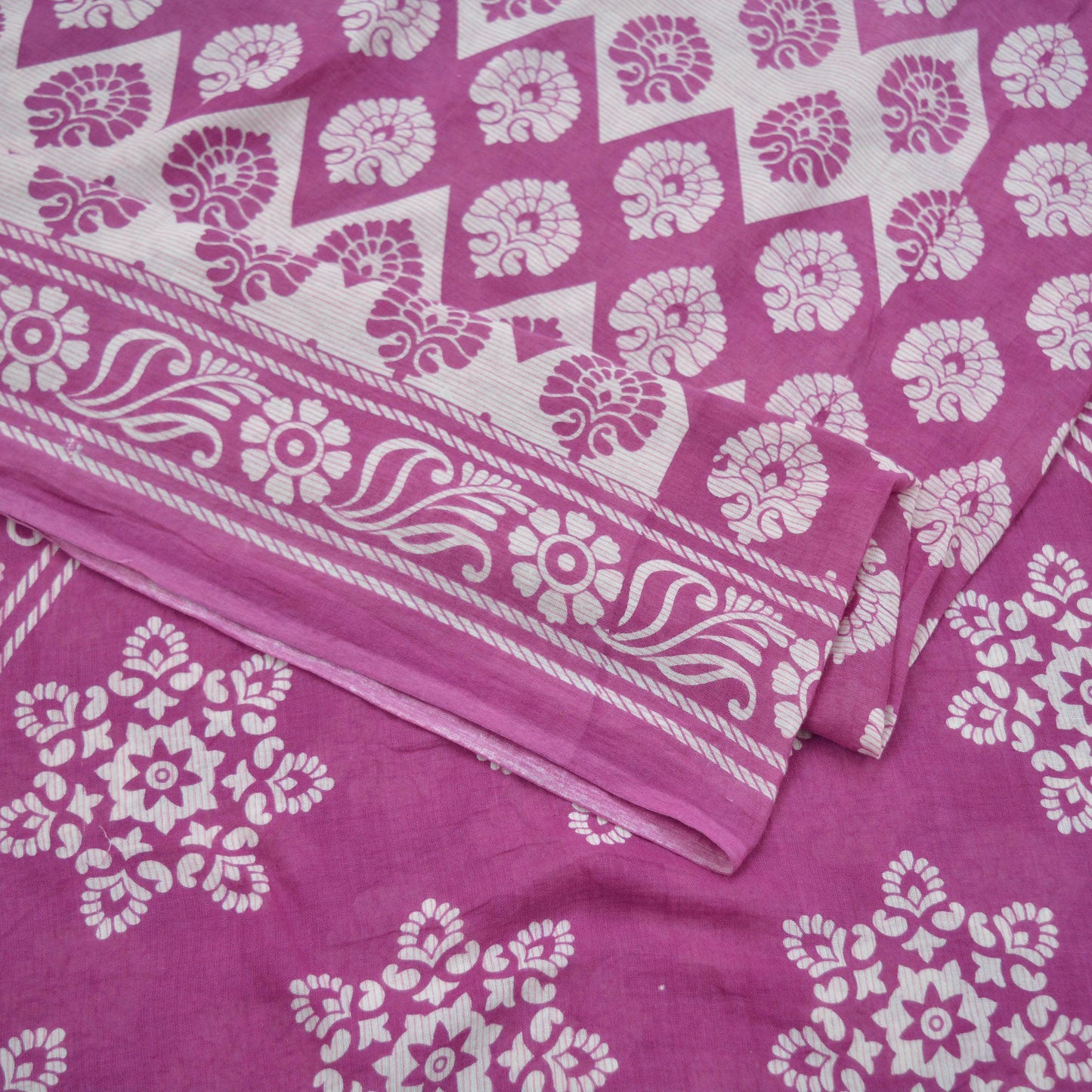 Indian Vintage Sari Purple & Ivory Pure Cotton Printed Saree 5Yd Craft Fabric Sewing Sarong Wrap Boho Floral Quilting crafting dressmaking