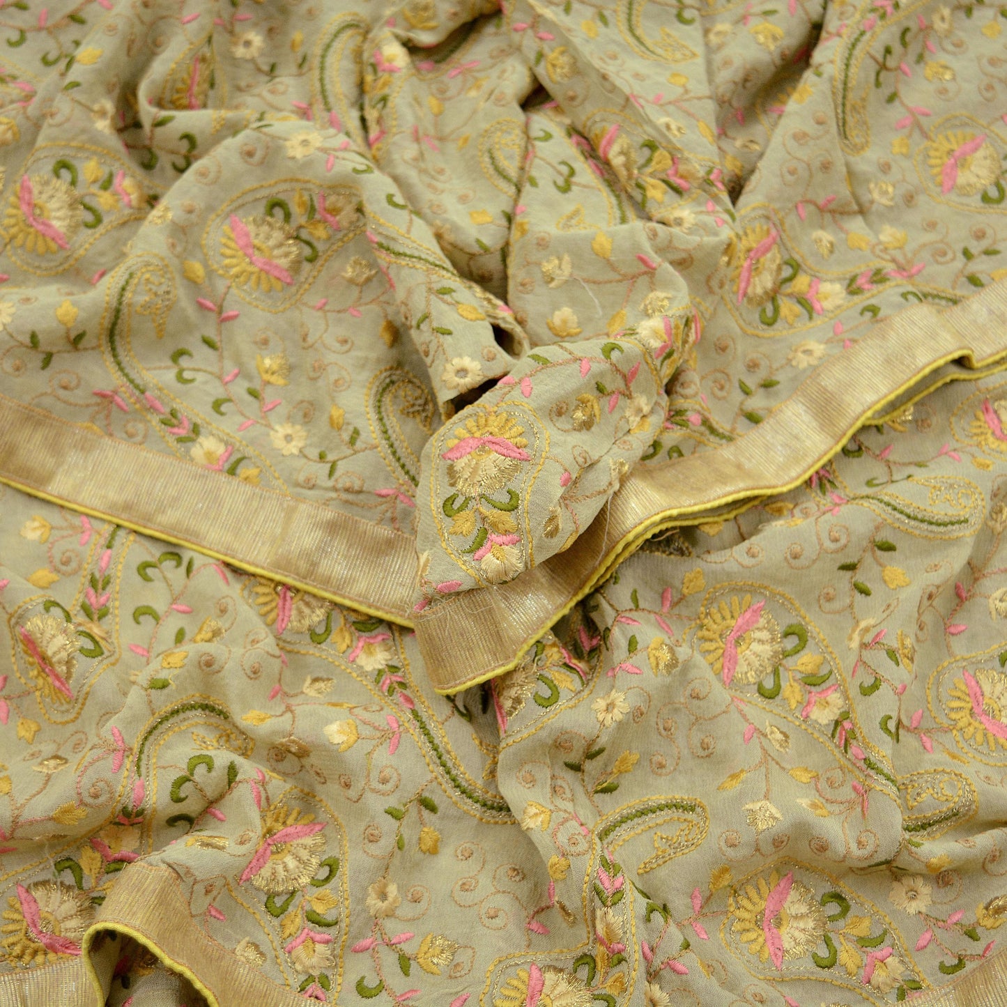 Indian Vintage Beige Dupatta Blend Georgette Long Stole Hand Embroidered Scarves Floral Design Stole Veil Wrap