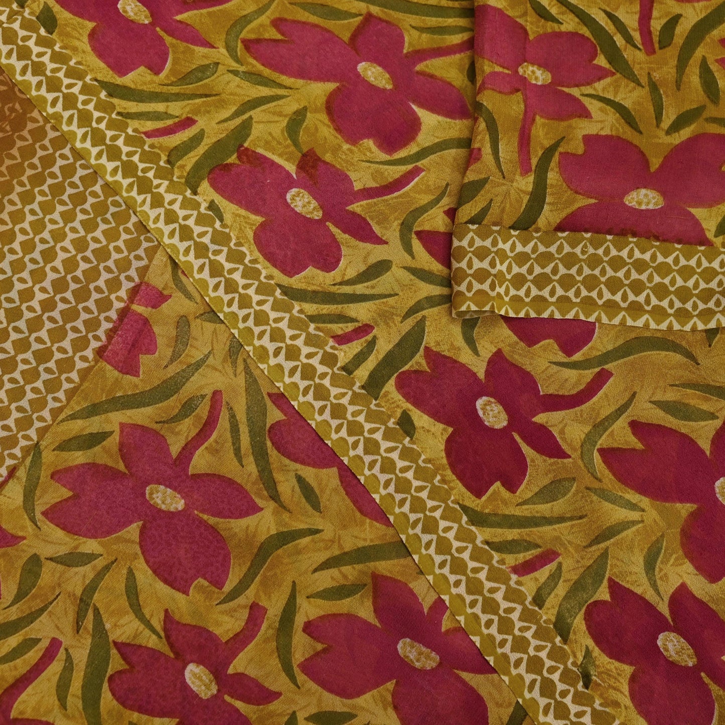 Women Vintage Sari Green Pure Georgette Silk Printed Saree Craft Fabric Sewing 5Yd Soft Light Dress Making Floral Quilting Crafting Upcycle