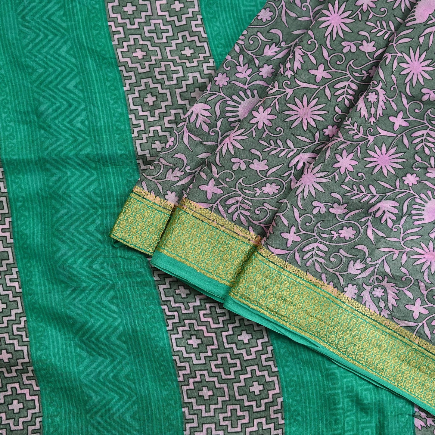Indian Vintage Sari Gray & Pink 100% Pure Silk Printed Sarees Craft Fabric 5yd Sewing DressMaking Floral Crafting Quilting Upcycle