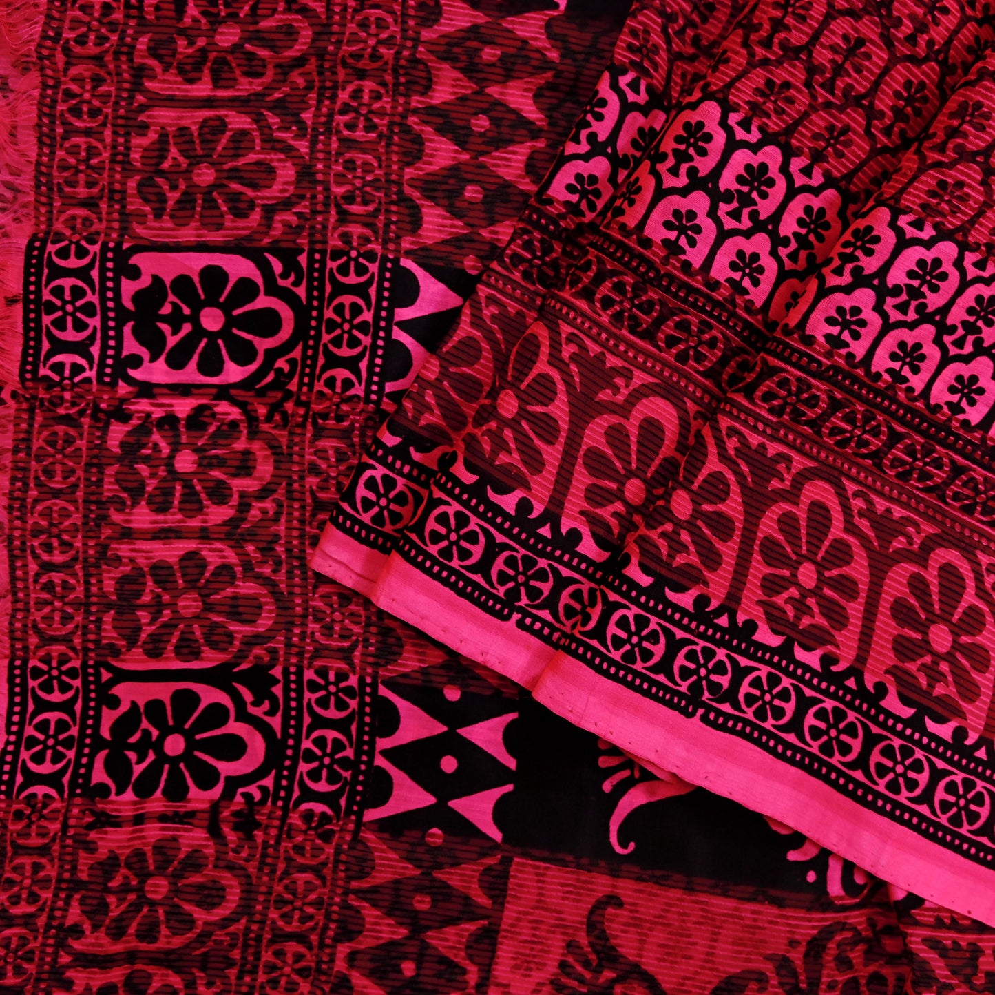 Indian Vintage Black & Pink Saree 100% Pure Silk Printed Sari 5yd Sewing Craft Fabric DressMaking Soft Fringes Crafting Quilting Upcycle