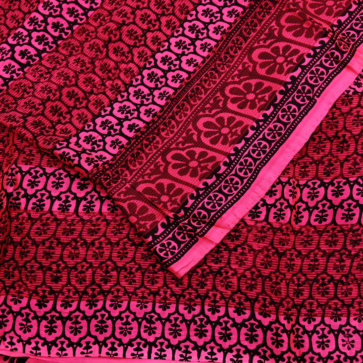 Indian Vintage Black & Pink Saree 100% Pure Silk Printed Sari 5yd Sewing Craft Fabric DressMaking Soft Fringes Crafting Quilting Upcycle