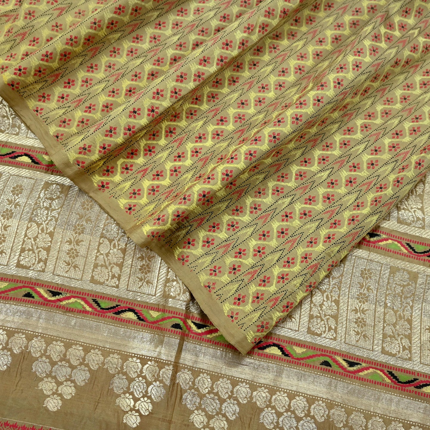 Indian Vintage Sari Green Mysore Silk Woven Sarees Craft Fabric 5Yd Ethnic South silk Dress Making Crafting Upcycle Quilting Zari Border