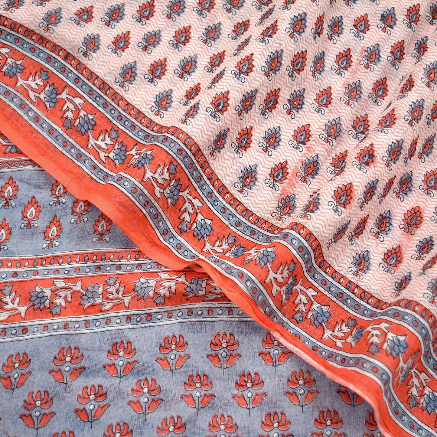 Indian Vintage Sari White & Gray Printed 100% Pure Cotton Sarees Craft Soft Fabric 5Yd Sewing Sarong Wrap Boho Floral Dress making Crafting