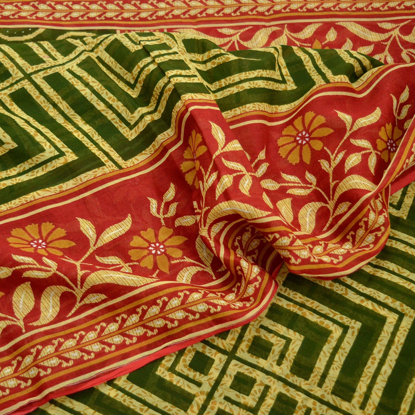 Indian Vintage Sari Green, Beige & Red Printed Pure Cotton Saree Craft Fabric 5Yd Sewing Sarong Wrap Boho Floral Crafting Upcycle Quilting