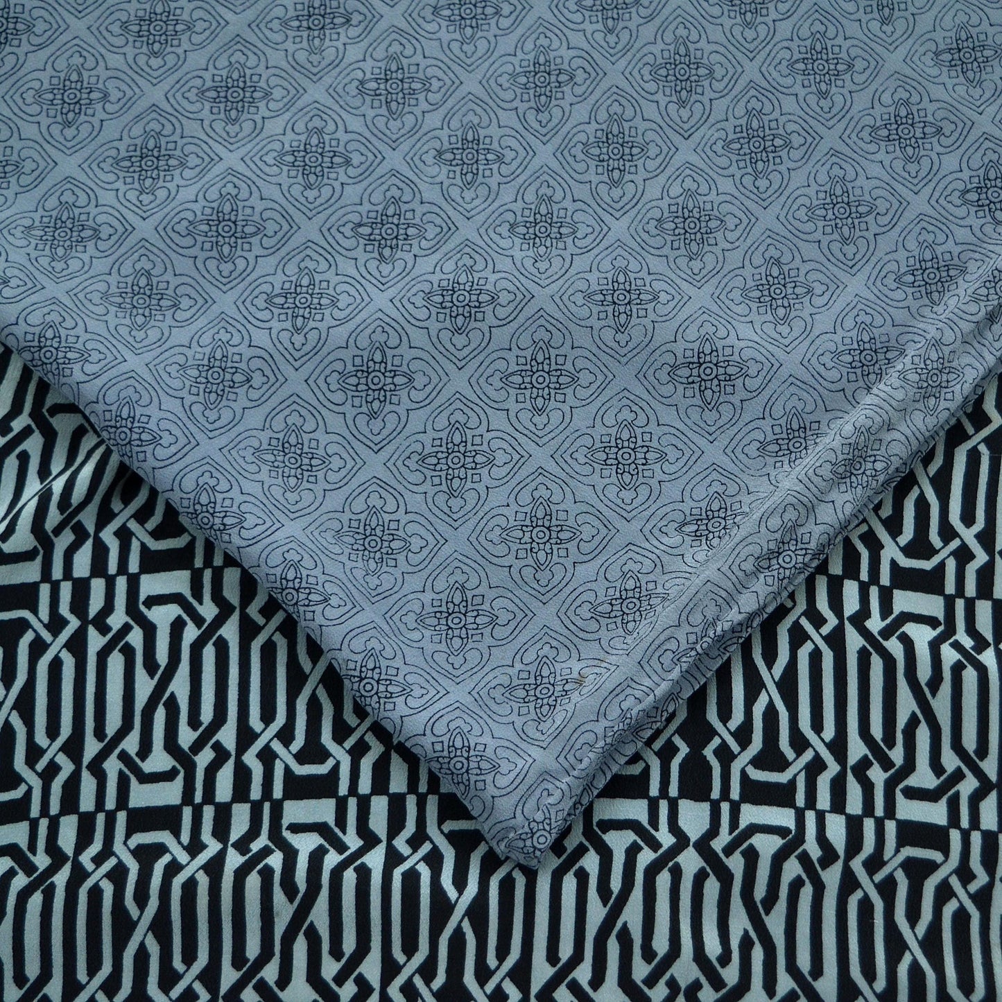 Indian Vintage Gray & Black Saree Pure Crepe Silk Printed Sari Craft Fabric 6yd Sewing Soft Wrap Dress making Crafting Quilting