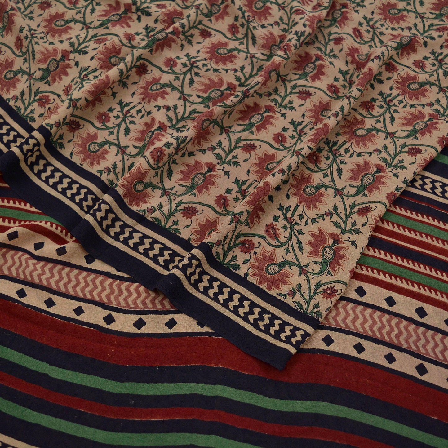 Indian Vintage Sari Beige Pure Georgette Silk Printed Sarees 5Yd Craft Fabric Sewing Quilting Dress making Crafting Quilting Upcycle