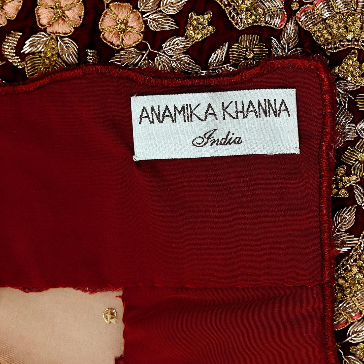 Indian Pre-owned Heavy Wedding Peach Net/Mesh/ Velvet Hand Embroidered Lehenga/Dupatta Designer By Anamika Khanna Bridal Wear
