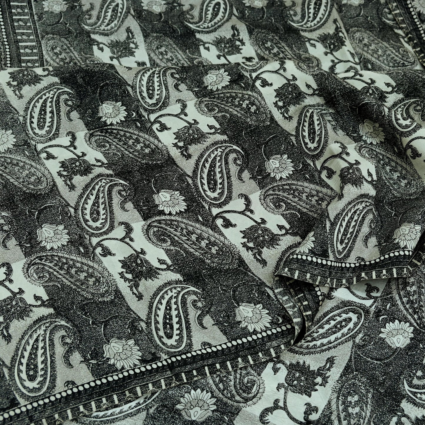 Indian Vintage Black & Gray Saree 100% Pure Silk Printed Sari 5yd Sewing Craft Fabric Dress Making Soft Crafting Quilting Upcycle