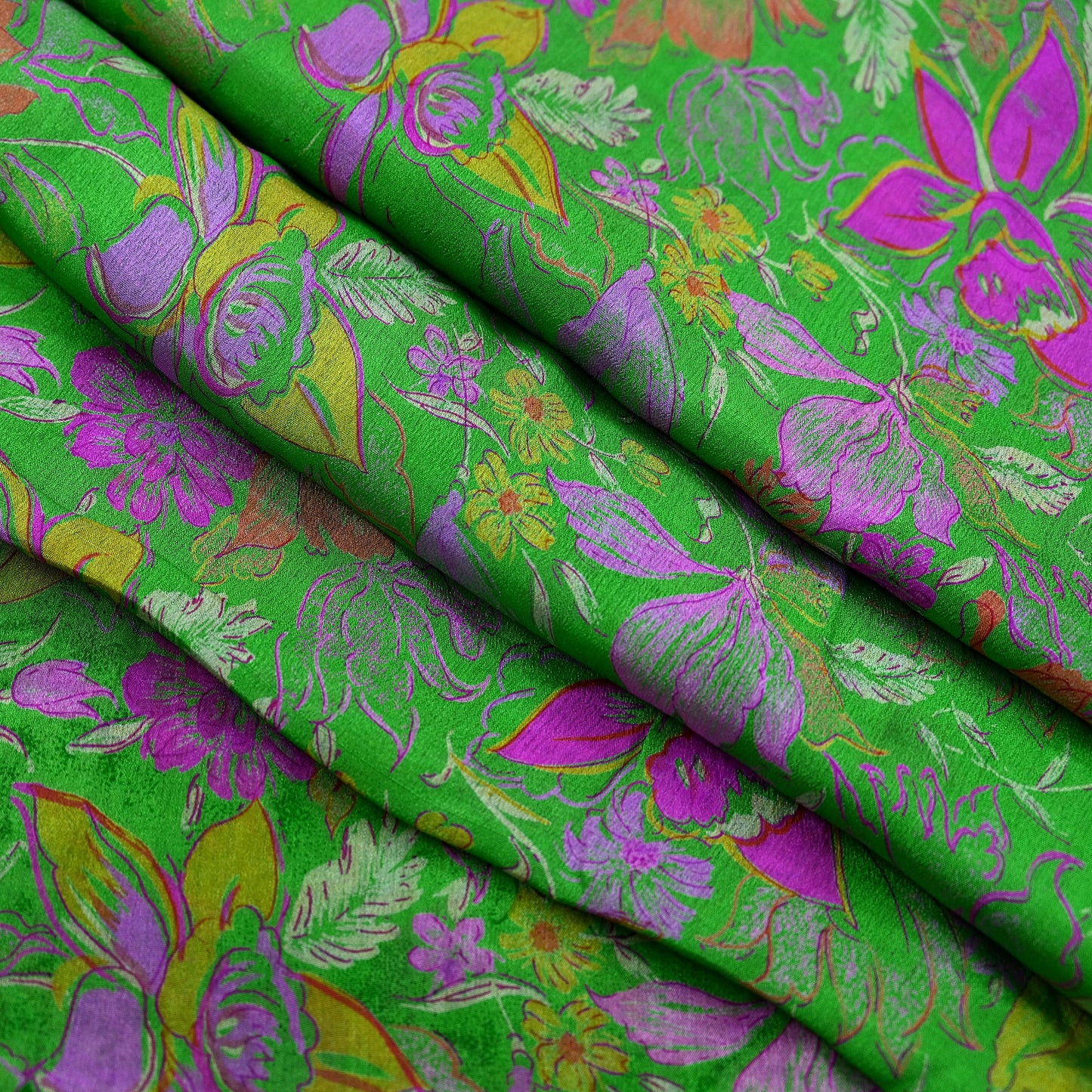 Indian Vintage Sari Green Pure Silk Printed Sarees 6yd Sewing Craft Fabric Dress Making Soft Floral Wrap Upcycle Used Quilting Crafting