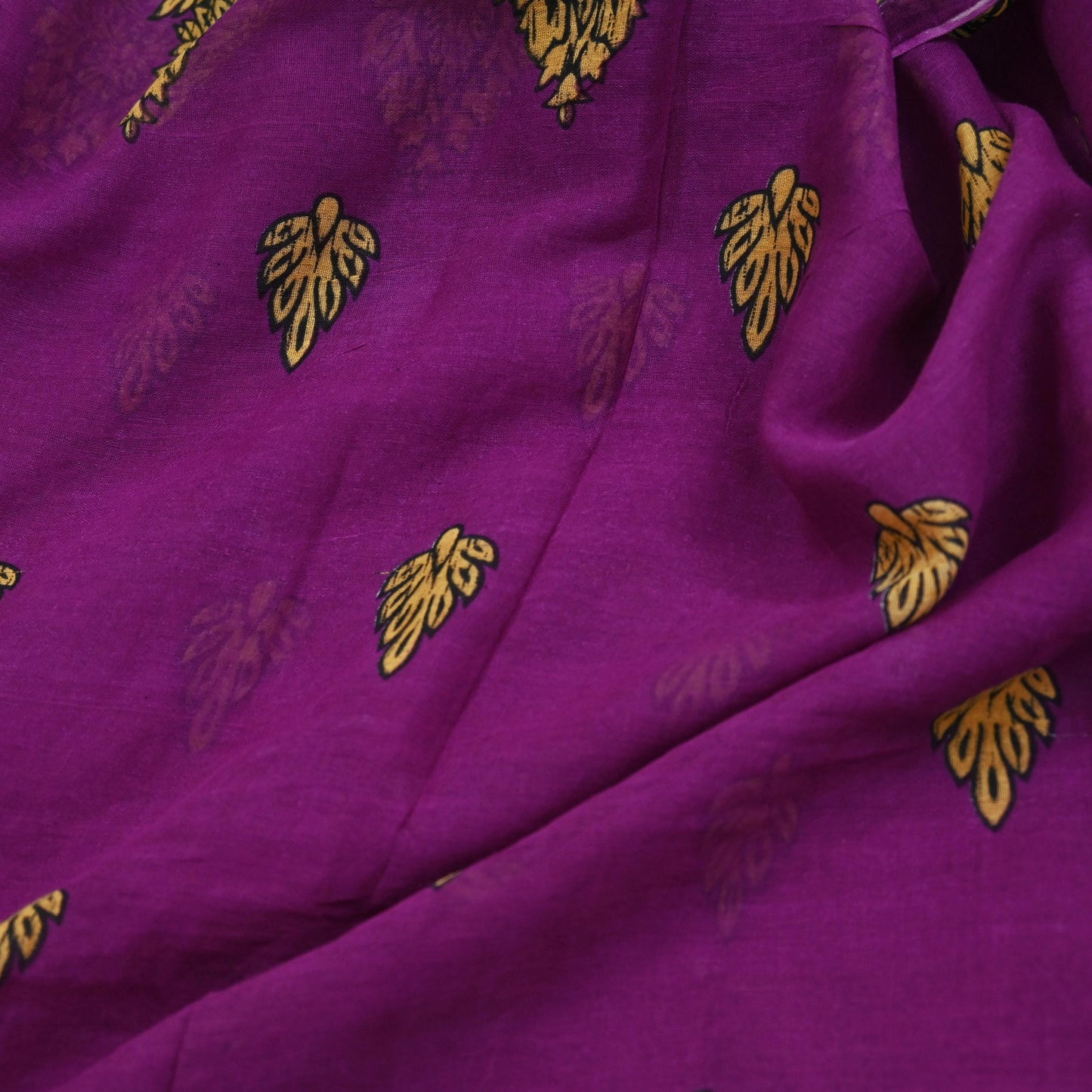Indian Vintage Purple Saree Printed Pure Cotton Sari Craft Fabric 5Yd Soft Sewing Sarong Wrap Boho Floral Dress making Crafting Used