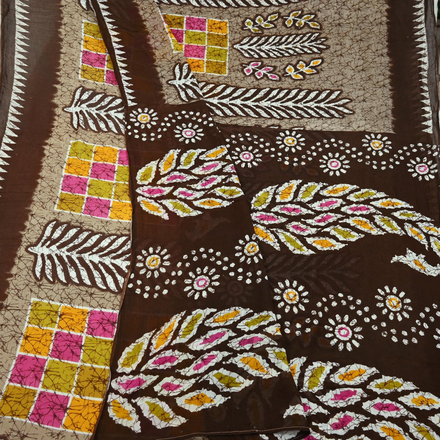 Indian Vintage Sari Brown Batik Printed 100% Pure Cotton Saree Craft Fabric 5Yd Soft Sewing Sarong Wrap Boho Dress making Crafting