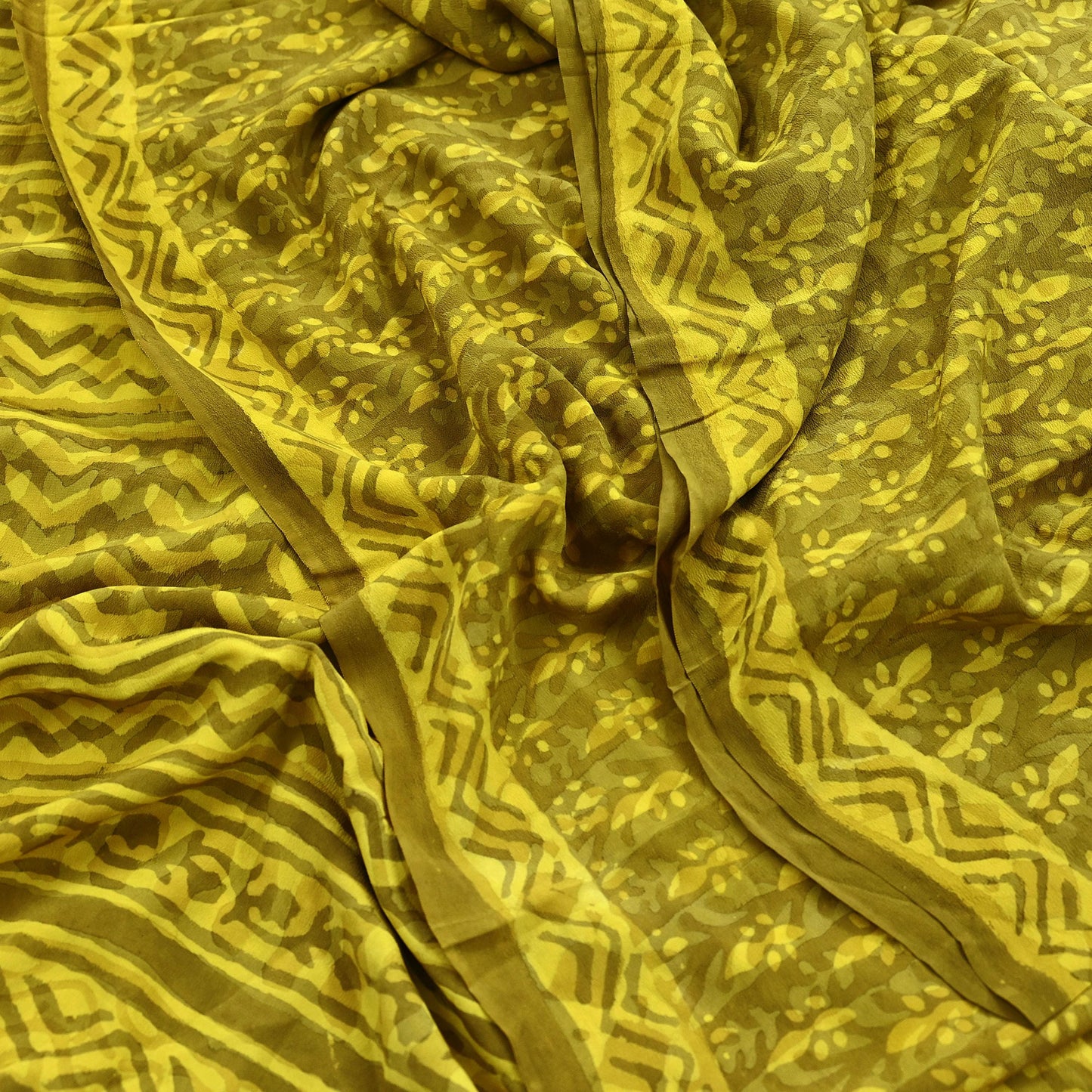 Indian Vintage Sari Yellow & Green Pure Crepe Silk Printed Sarees 5yd Sewing Floral Soft Craft Fabric Wrap Dress making Crafting Quilting