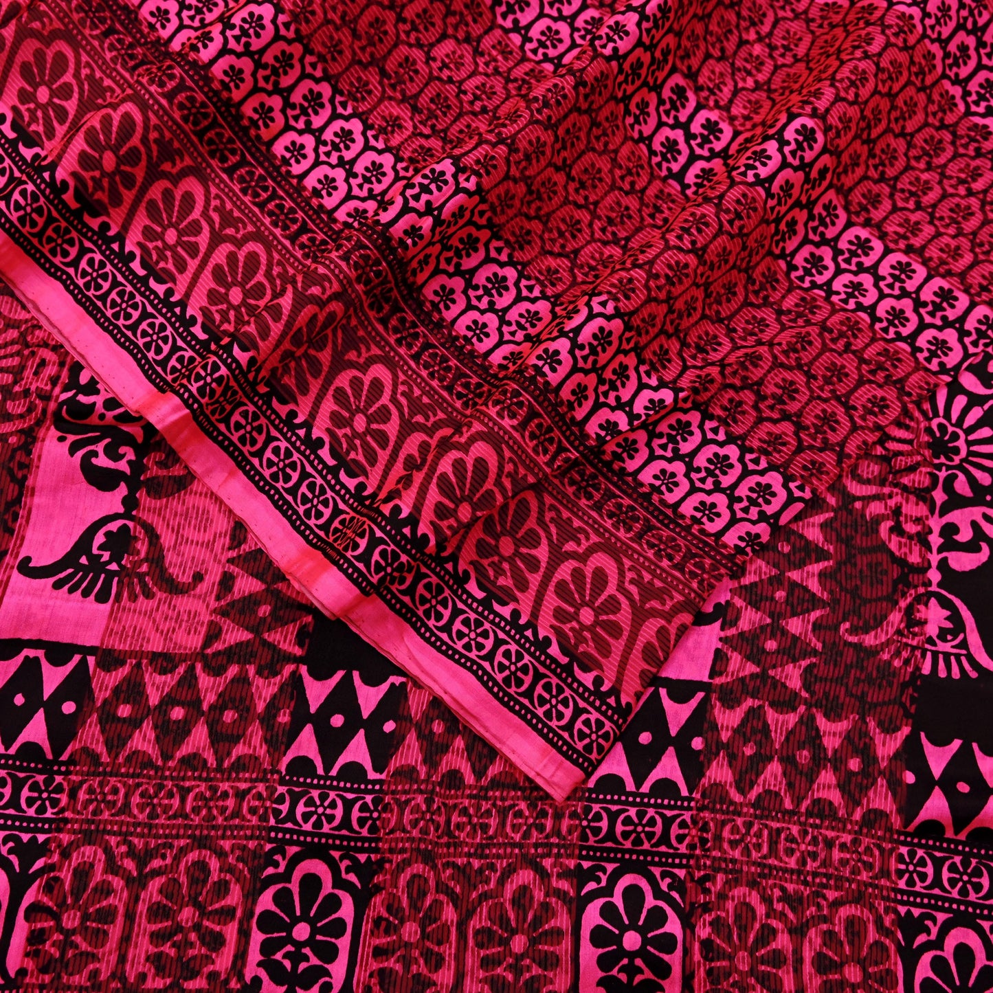 Indian Vintage Black & Pink Saree 100% Pure Silk Printed Sari 5yd Sewing Craft Fabric DressMaking Soft Fringes Crafting Quilting Upcycle