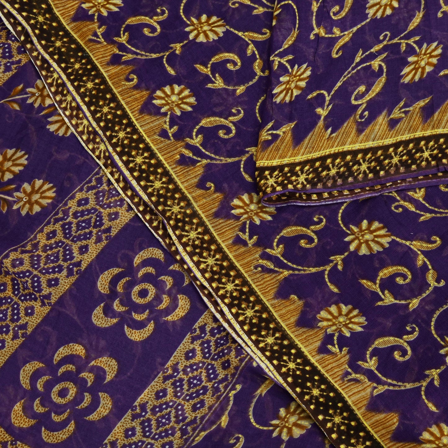 Indian Vintage Purple Saree Printed Pure Cotton Sari Craft Fabric 5Yd Soft Sewing Sarong Wrap Boho Floral Dress making Crafting Used