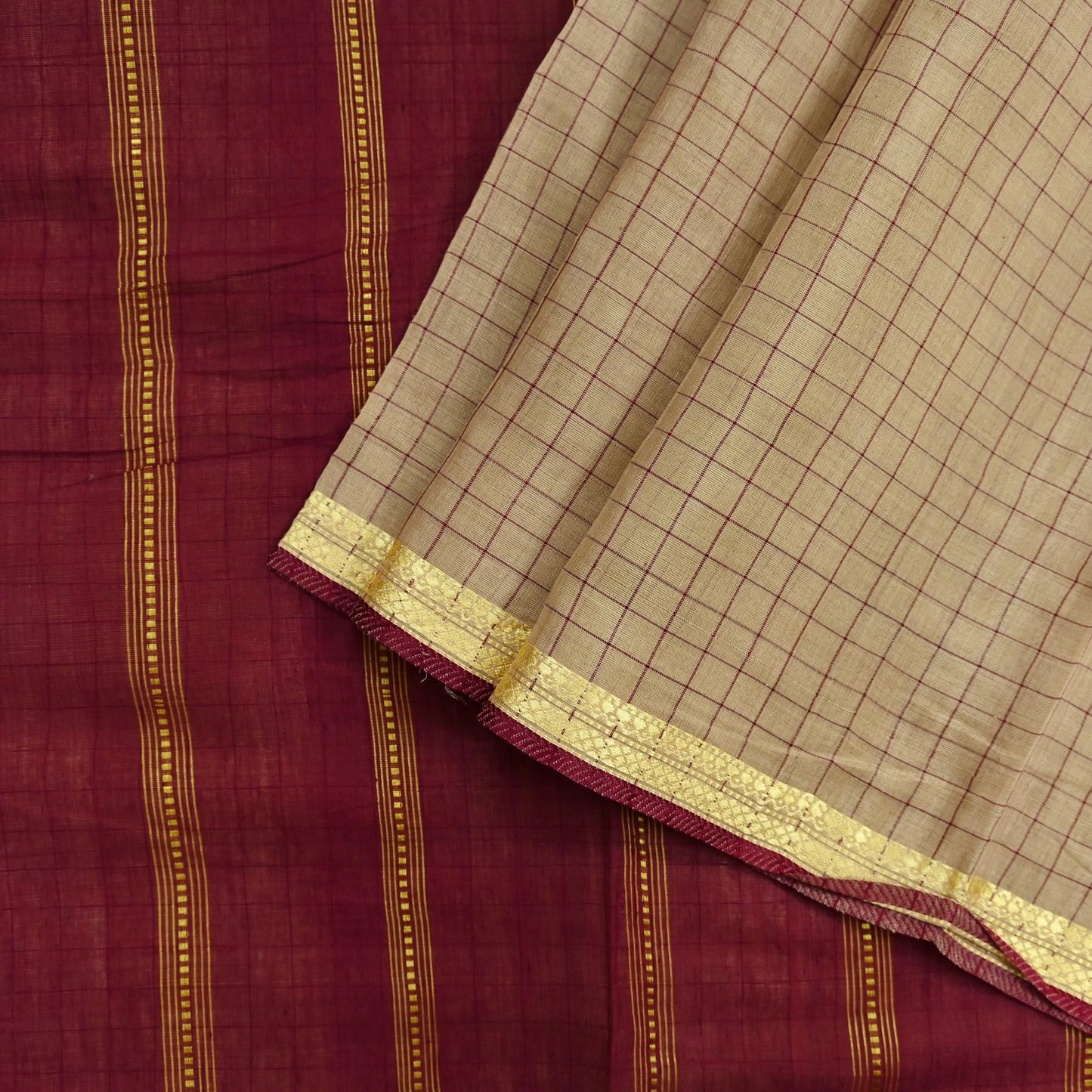 Indian Vintage Sari Maroon & Beige Pure Cotton Hand Woven 6Yd Sarees Soft Floral Ethnic Craft Fabric Sewing Dress making Crafting Quilting