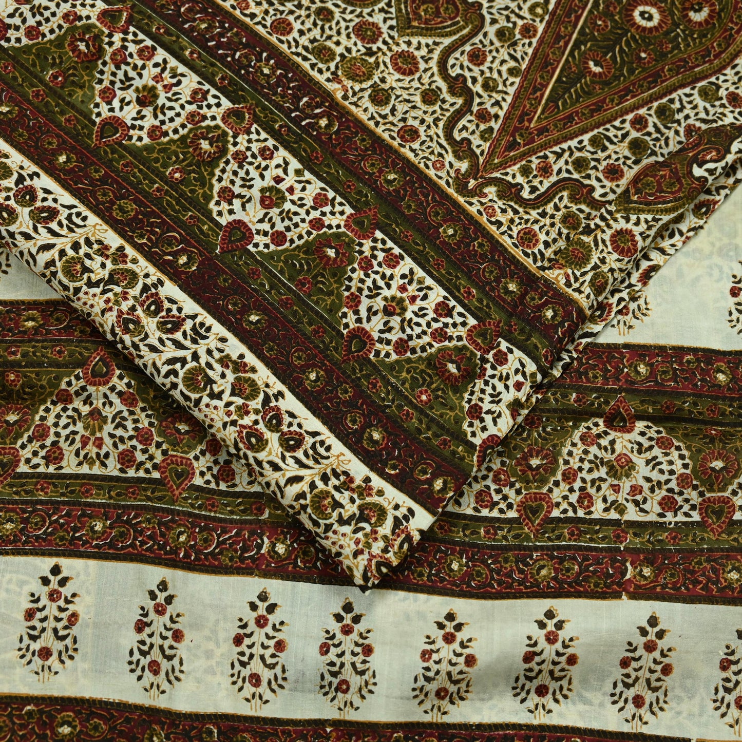 Indian Vintage Ivory & Green Saree Pure Silk Printed Sari 5yd Sewing Craft Fabric Dress Making Soft Crafting Quilting Quilting Upcycle