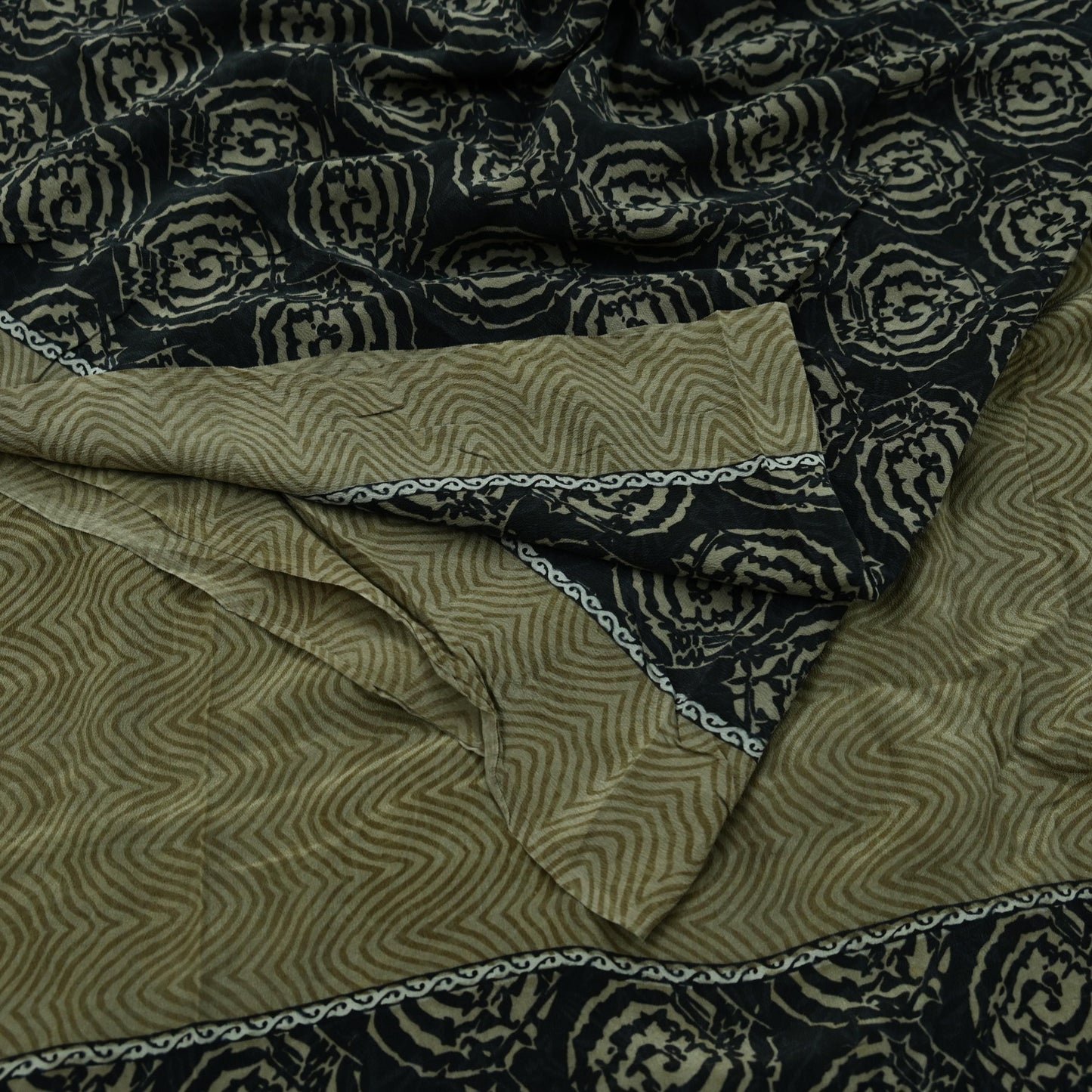 Indian Vintage Sari Green & Black Pure Crepe Silk Printed Sarees 5yd Sewing Floral Soft Craft Fabric Wrap Dress making Crafting Quilting