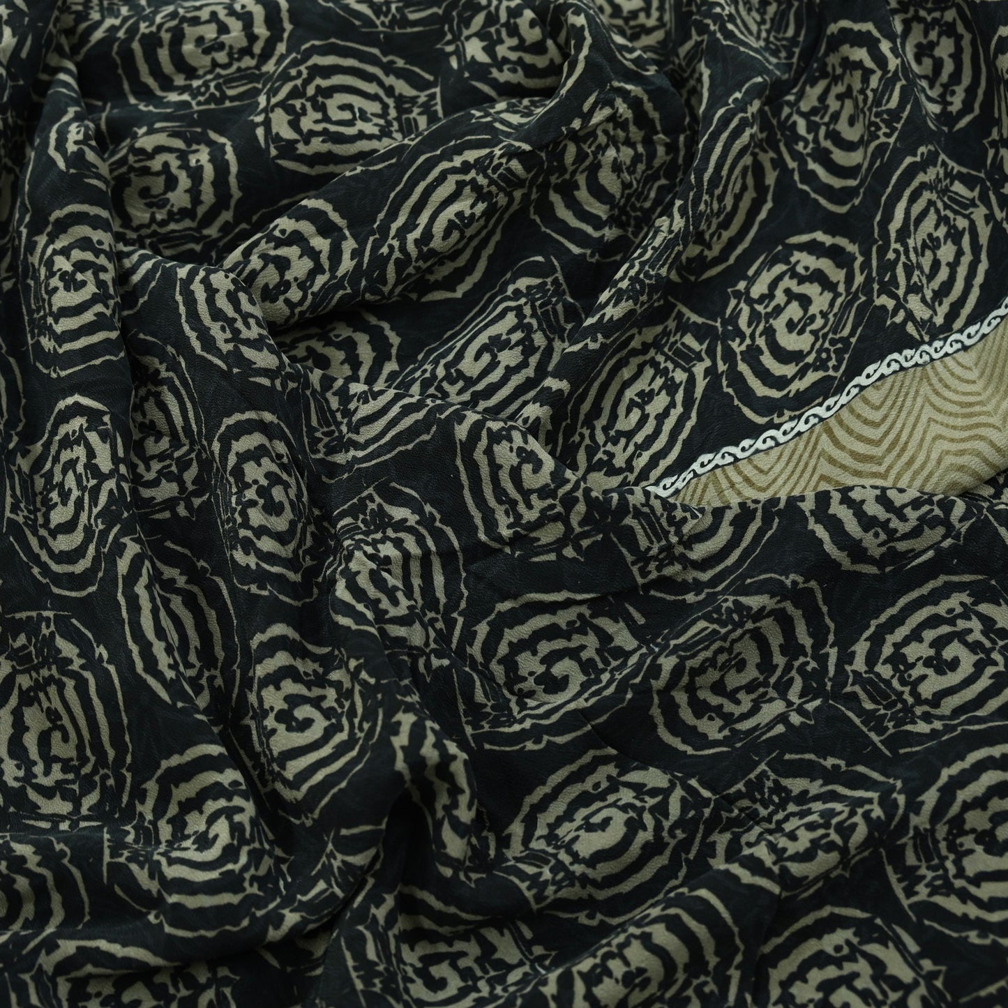 Indian Vintage Sari Green & Black Pure Crepe Silk Printed Sarees 5yd Sewing Floral Soft Craft Fabric Wrap Dress making Crafting Quilting