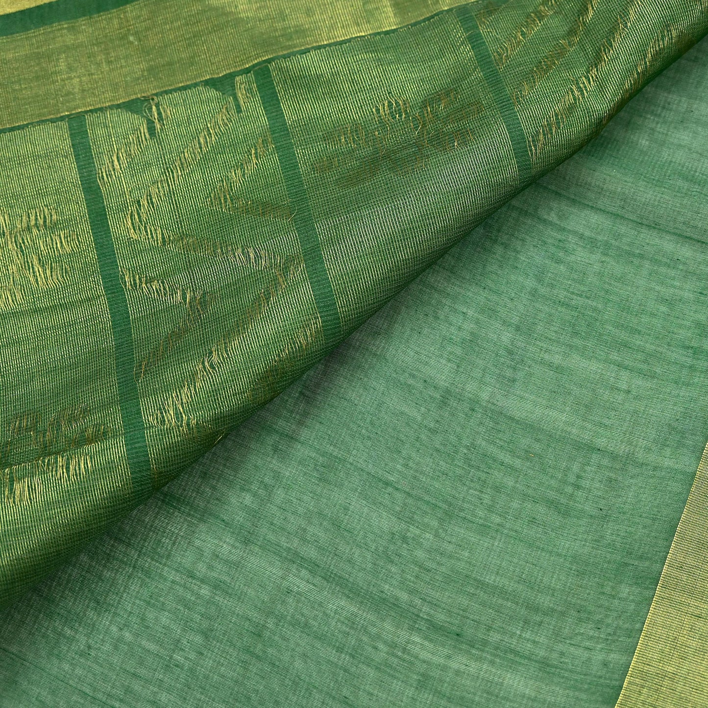 Indian Vintage Sarees Green 100% Pure Silk Hand Woven Sari Craft Fabric 5Yd Ethnic Floral Zari Dress making Crafting Upcycle