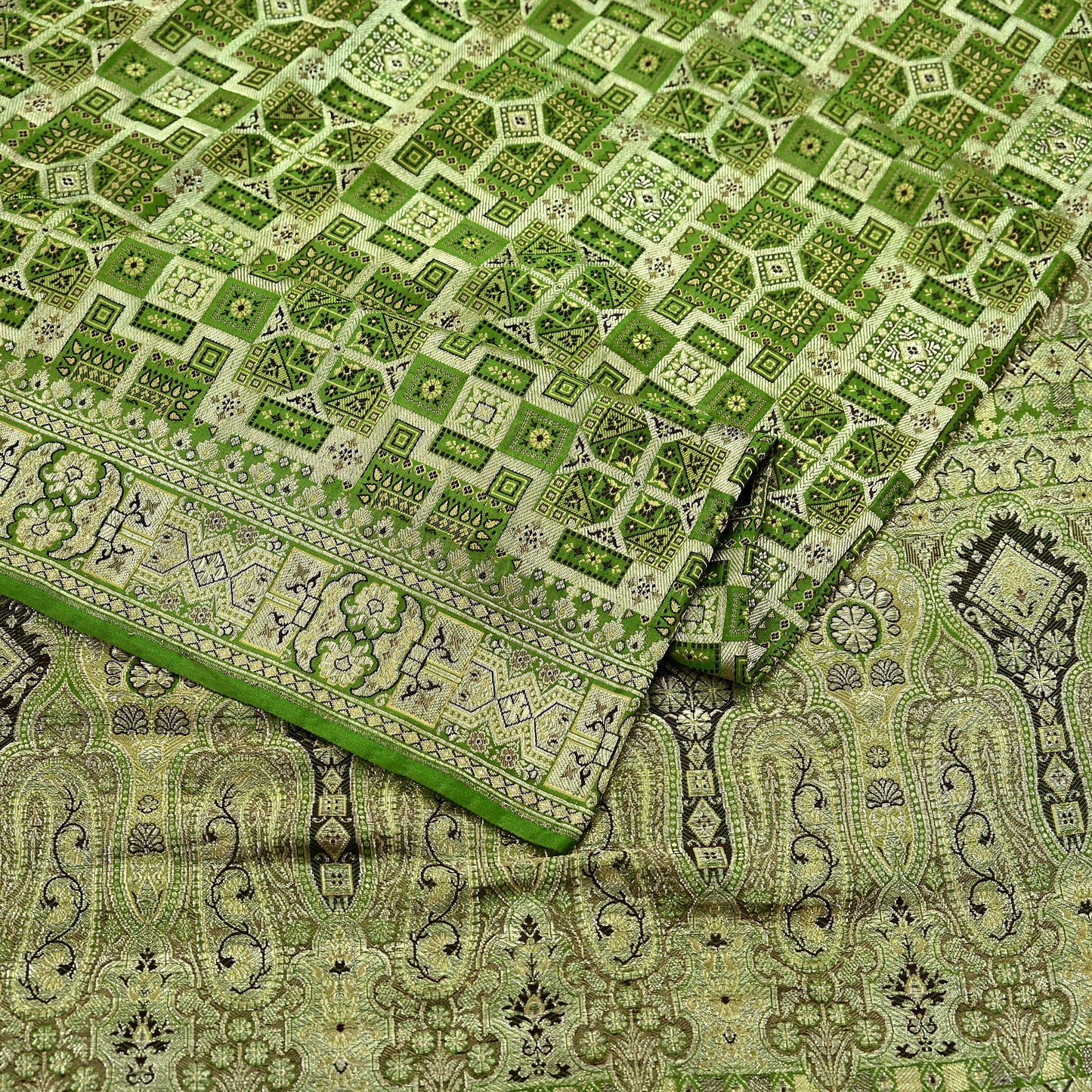 Indian Vintage Heavy Wedding Sari Green Pure Satin Silk Woven Banarasi Tanchoi Sarees Zari 5Yd Ethnic Craft Fabric Upcycle Dress Making Used