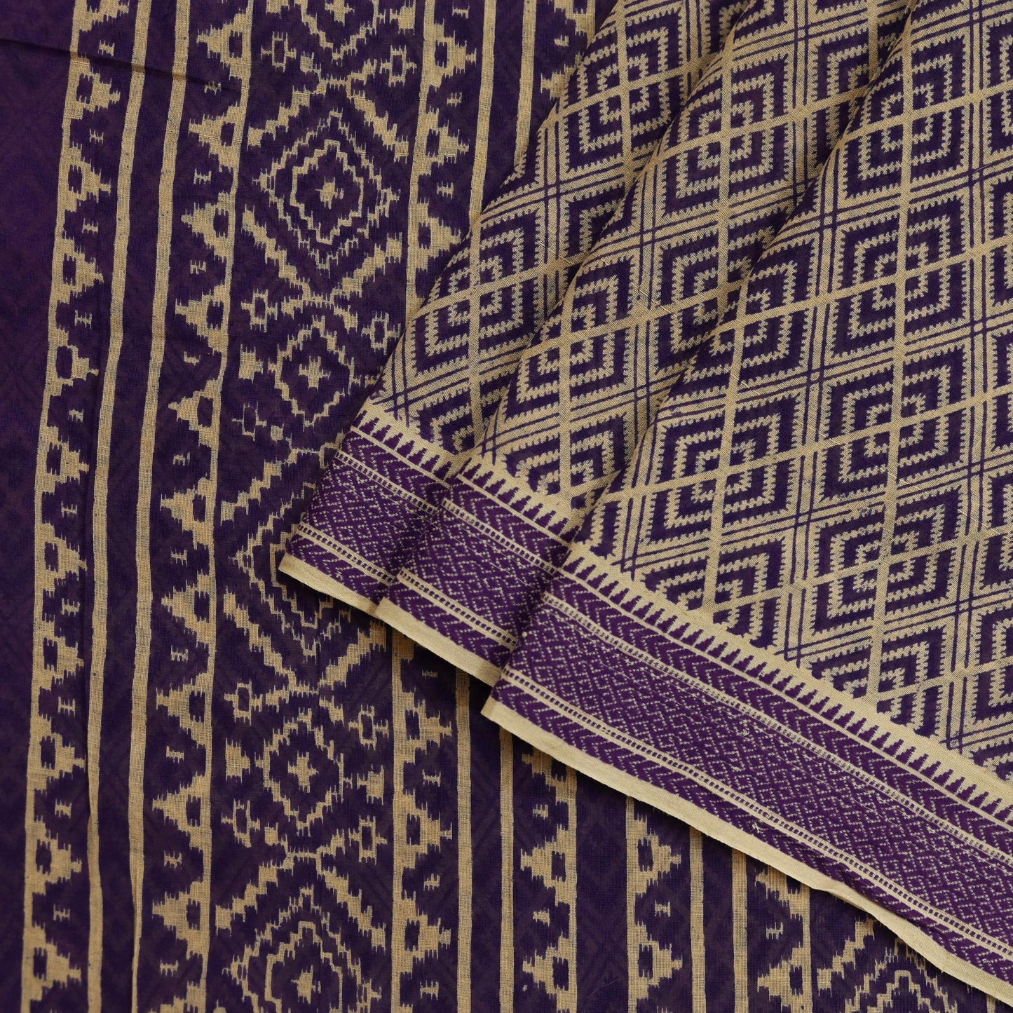 Indian Vintage Sari Beige & Purple Pure Cotton Printed Sarees Craft Fabric Soft 5Yd Sarong Wrap Boho Fabric Kimono Quilting Crafting Upcycle