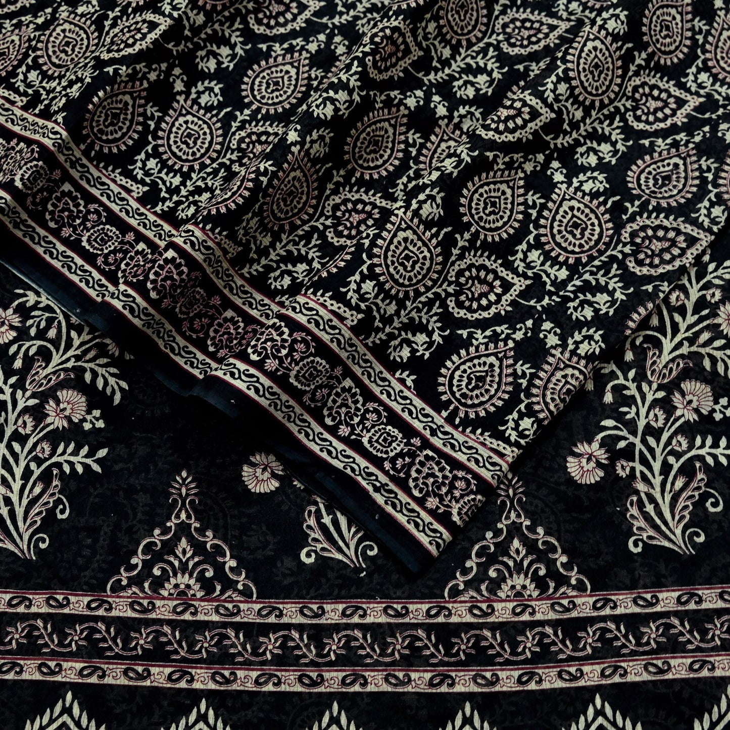 Indian Vintage Sari Black Printed 100% Pure Cotton Saree Craft Fabric 5Yard Sewing Sarong Wrap Boho Floral Dress Making Crafting Quilting