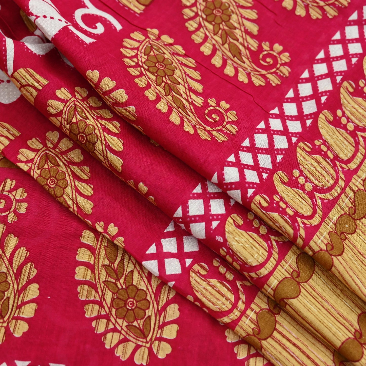 Indian Vintage Sari Pink Printed Pure Cotton Sarees 5Yd Craft Fabric Sewing Sarong Wrap Boho Upcycle quilting Dress making Crafting