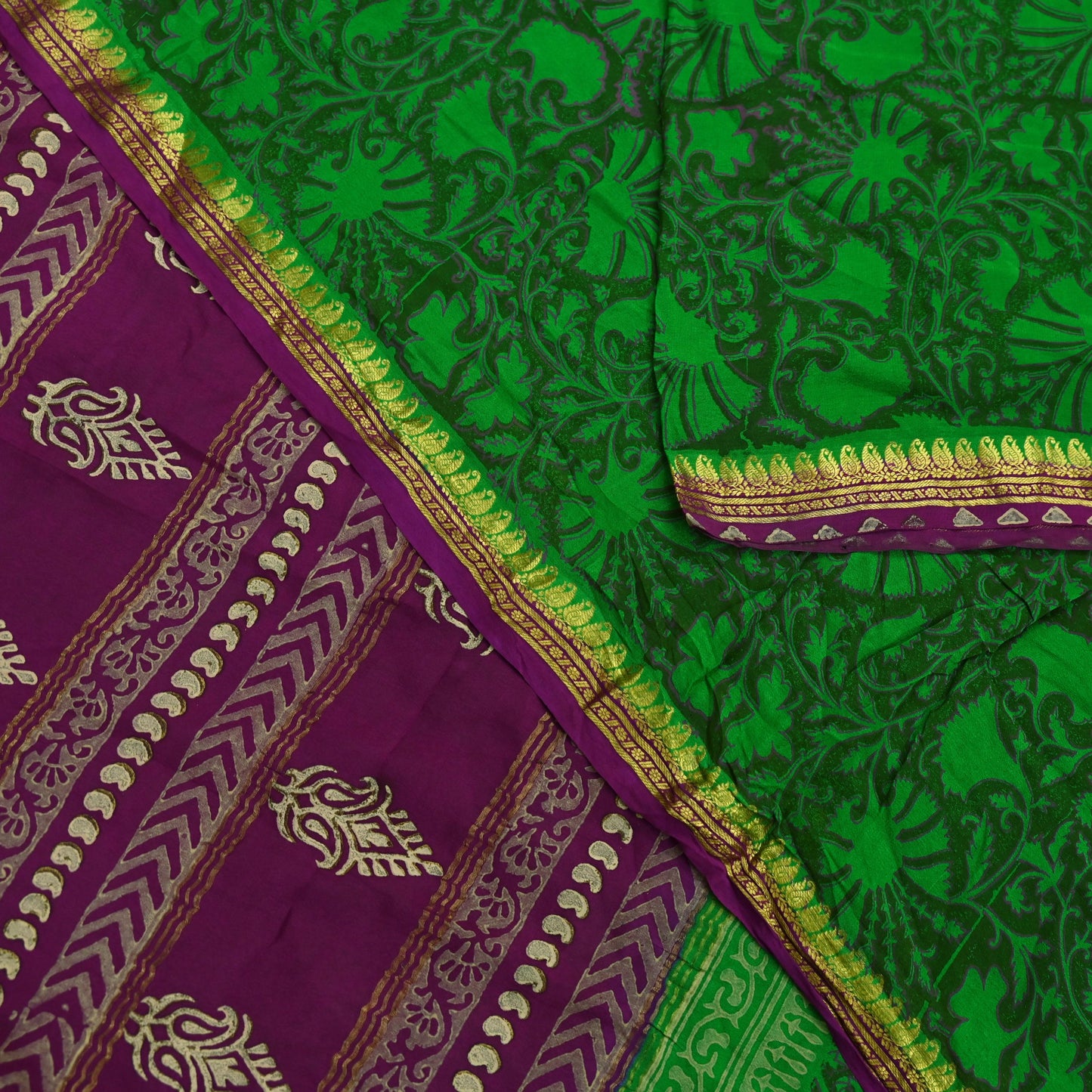 Indian Vintage Sari Green & Purple Pure Crepe Silk Hand Painted Saree 5yd Sewing Floral Craft Fabric Wrap Dress Making Quilting Crafting