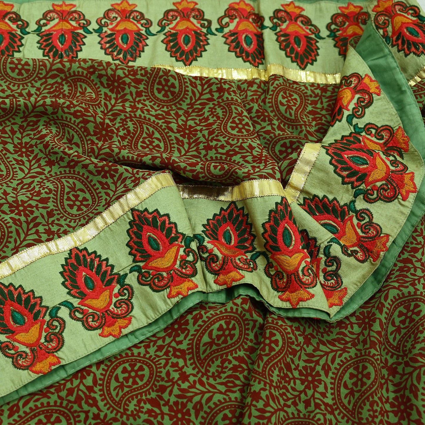 Indian Vintage Green Saree Pure Georgette Silk Hand Embroidered Sari Craft Fabric 5Yd Ethnic Soft Dress making Crafting Quilting