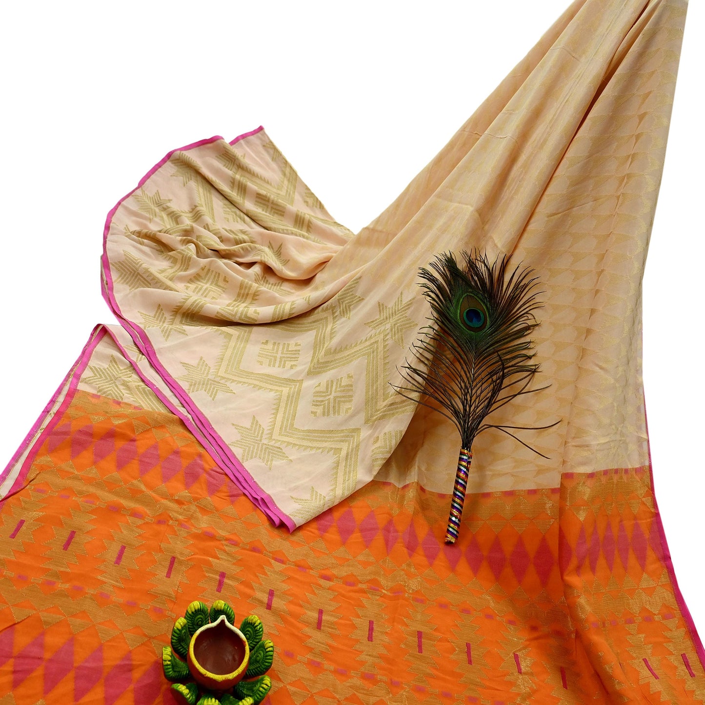 Indian Vintage Sari 100% Pure Silk Hand Woven Sarees Craft Fabric 5Yd Ethnic Sewing Upcycle dress Making Crafting Quilting Used Zari
