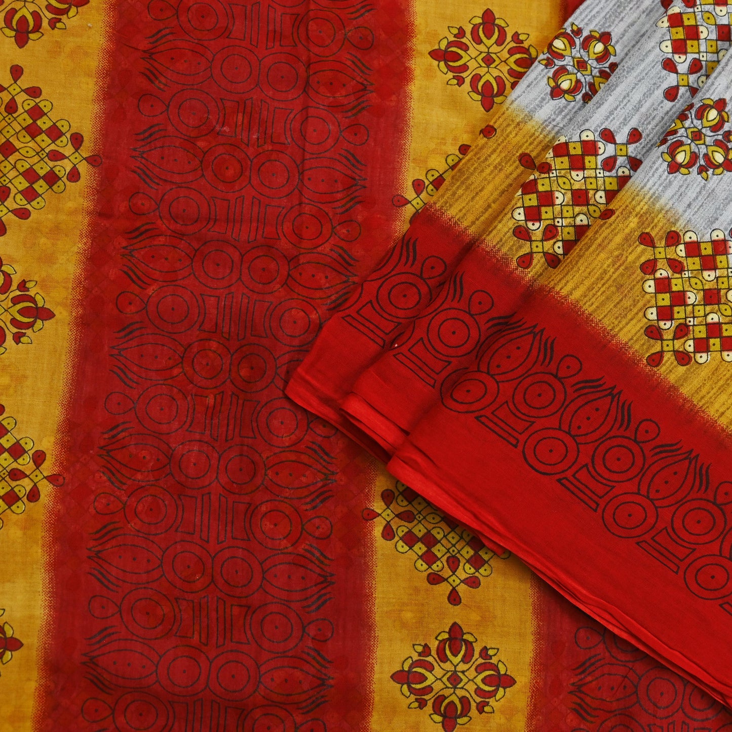 Indian Vintage Sari Red & Gray Printed Pure Cotton Sarees Craft Fabric Soft 5Yd Sewing Sarong Wrap Boho Quilting Crafting Dress making
